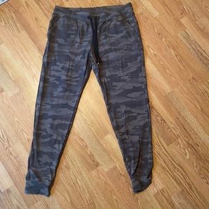 Zyia Camo Joggers